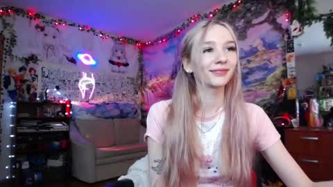 Snapshot of linlin_cuteeee chatting on February 2, 2025, 2:06 am Lin online show from February 2, 2025, 2:06 am