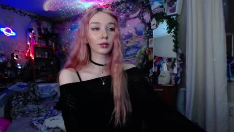 Snapshot of linlin_cuteeee chatting on November 27, 2025, 7:38 pm Lin online show from November 27, 2025, 7:38 pm