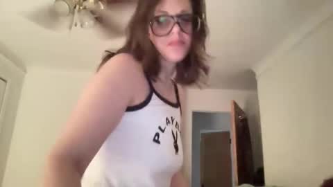 linusloves online show from April 14, 2026, 8:04 pm