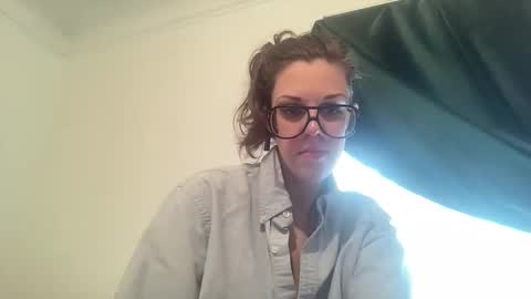 linusloves online show from April 15, 2026, 6:15 pm