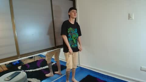 Lio online show from April 3, 2026, 2:53 am