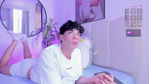 Snapshot of lion_stones chatting on December 16, 2025, 6:57 pm new account Lion online show from December 16, 2025, 6:57 pm