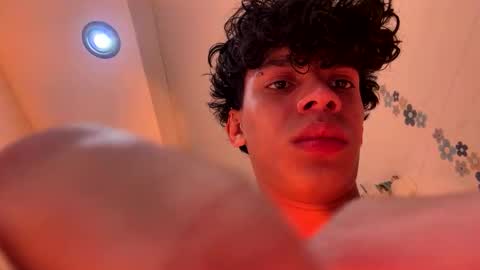 Snapshot of lion_stones chatting on April 11, 2026, 6:45 pm new account Lion online show from April 11, 2026, 6:45 pm