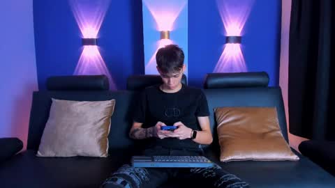 Snapshot of lionfoxter chatting on January 11, 2025, 12:07 pm L. foxter online show from January 11, 2025, 12:07 pm