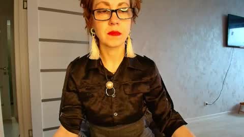 Snapshot of lioraweiss chatting on April 19, 2026, 9:19 am Liora Weiss online show from April 19, 2026, 9:19 am