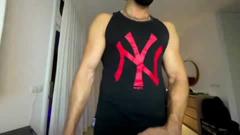 Snapshot of lipo_six chatting on July 29, 2026, 10:52 pm Lipo Six online show from July 29, 2026, 10:52 pm
