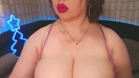 LIpsAddiction online show from December 26, 2024, 2:37 pm