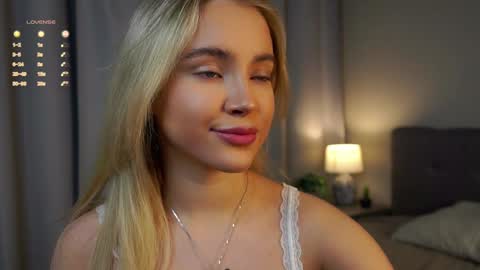 Snapshot of lipswithsmileonthem chatting on February 6, 2025, 1:05 am Amelia online show from February 6, 2025, 1:05 am