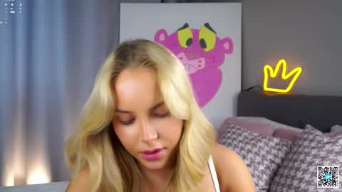 Snapshot of lipswithsmileonthem chatting on October 8, 2025, 5:16 am Amelia online show from October 8, 2025, 5:16 am