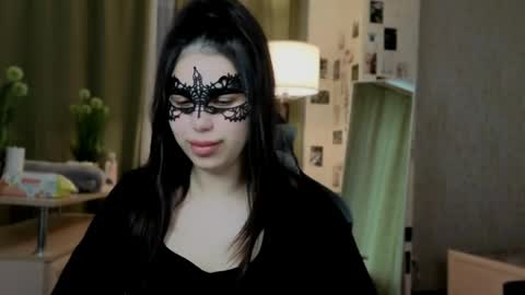 Jess online show from May 13, 2026, 4:43 am