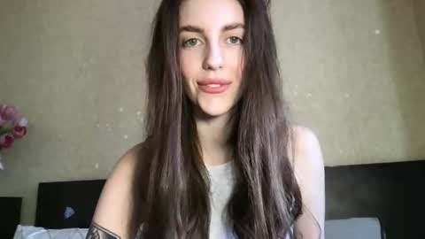 Snapshot of lipsylolly chatting on February 23, 2026, 8:44 am lipsylolly online show from February 23, 2026, 8:44 am