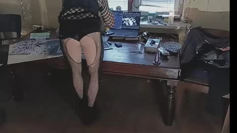 Snapshot of liquid_sky_ chatting on March 21, 2026, 2:53 pm liquid_sky_ online show from March 21, 2026, 2:53 pm