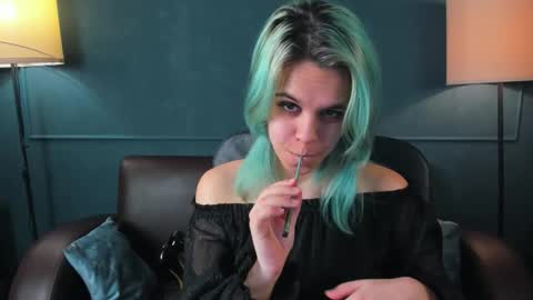 Snapshot of lirabelles chatting on February 27, 2026, 3:17 am hello Ill be waiting for you during these hours tue 10am-5pm wed 3am-5pm thu 3am-5pm fri 3am-10am sat 10am-5pm sun 3am-1GMT online show from February 27, 2026, 3:17 am