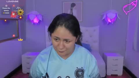 Lisa online show from November 10, 2025, 6:07 pm