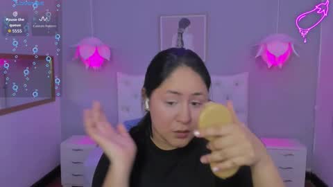 Lisa online show from January 5, 2026, 5:49 pm