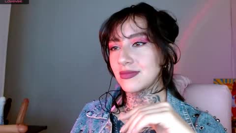 Lisa online show from March 6, 2025, 3:13 am