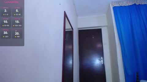 lisa_branch online show from February 13, 2025, 7:31 pm