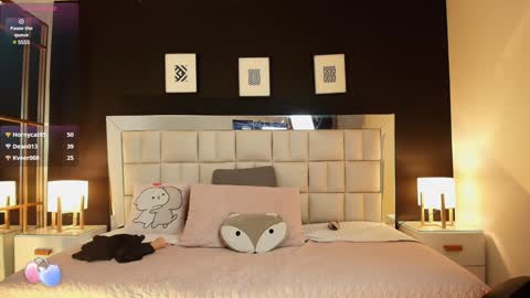 Lisa online show from January 17, 2025, 3:43 pm