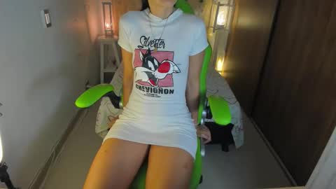 Snapshot of lisa_gerrard_ chatting on October 17, 2025, 11:46 am Lisa online show from October 17, 2025, 11:46 am