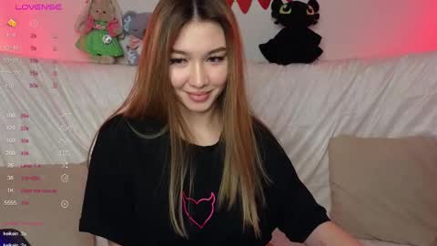 Snapshot of lisa_lit chatting on February 25, 2025, 3:05 pm Lisa and Katerina online show from February 25, 2025, 3:05 pm