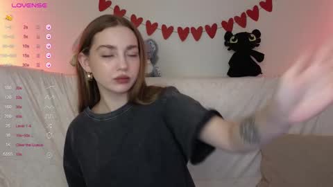 Snapshot of lisa_lit chatting on February 27, 2025, 5:45 am Lisa and Katerina online show from February 27, 2025, 5:45 am
