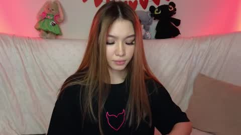 Snapshot of lisa_lit chatting on February 27, 2025, 2:54 pm Lisa and Katerina online show from February 27, 2025, 2:54 pm