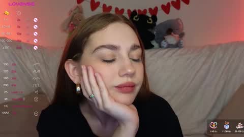 Snapshot of lisa_lit chatting on March 2, 2025, 6:05 am Lisa and Katerina online show from March 2, 2025, 6:05 am