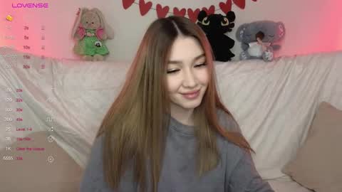 Snapshot of lisa_lit chatting on March 3, 2025, 11:55 am Lisa and Katerina online show from March 3, 2025, 11:55 am