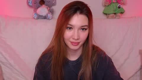 Snapshot of lisa_lit chatting on March 4, 2025, 4:09 pm Lisa and Katerina online show from March 4, 2025, 4:09 pm