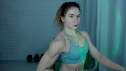 lisa online show from October 16, 2025, 10:55 pm