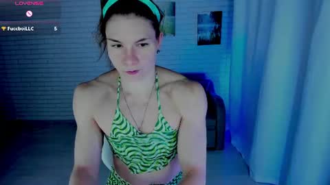 Snapshot of lisa_ree_ chatting on July 21, 2026, 11:29 pm lisa online show from July 21, 2026, 11:29 pm