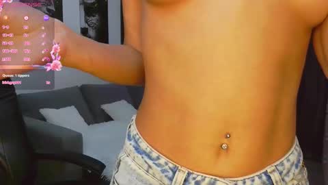 Lisa online show from November 8, 2025, 1:44 pm