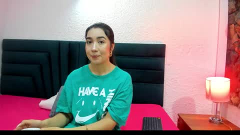 Snapshot of lisa_white_ chatting on January 18, 2026, 4:05 am lisa white online show from January 18, 2026, 4:05 am