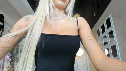 Snapshot of lisaakira chatting on March 10, 2025, 6:59 am onlyfans-lisaakira instagram-lisaakira9 twitter-lisaakira4 online show from March 10, 2025, 6:59 am