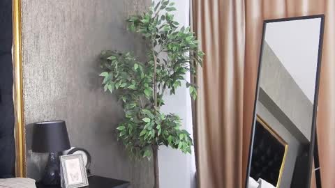 Snapshot of lisacroft chatting on February 23, 2025, 11:44 am lisacroft online show from February 23, 2025, 11:44 am