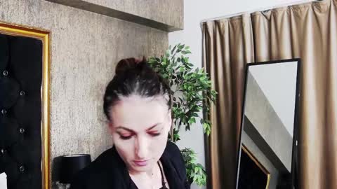 Snapshot of lisacroft chatting on February 27, 2025, 3:58 am lisacroft online show from February 27, 2025, 3:58 am