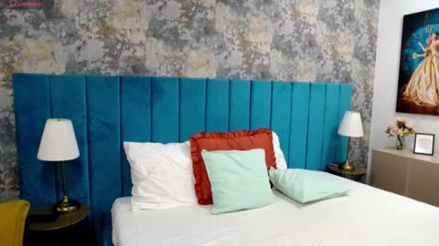 Snapshot of lisacroft chatting on November 7, 2025, 9:09 am lisacroft online show from November 7, 2025, 9:09 am