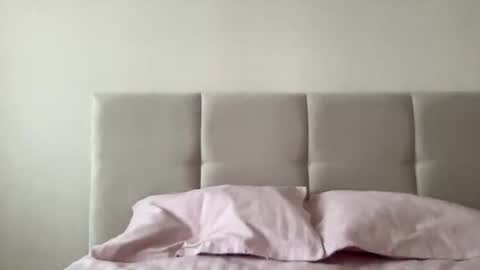 Lisa online show from April 1, 2026, 2:03 pm