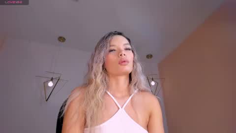 Lisa  Flowers online show from July 28, 2026, 10:32 am