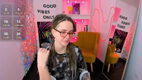 Snapshot of lisafoxy_y chatting on March 25, 2026, 5:46 am Lisa online show from March 25, 2026, 5:46 am