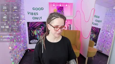 Snapshot of lisafoxy_y chatting on April 16, 2026, 6:14 am Lisa online show from April 16, 2026, 6:14 am