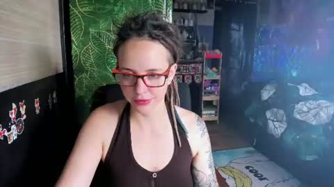 Snapshot of lisafoxy_y chatting on July 14, 2026, 7:13 am Lisa online show from July 14, 2026, 7:13 am