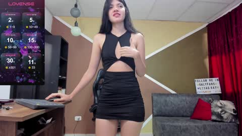 Snapshot of lisagray_1 chatting on December 23, 2024, 9:29 pm Lisa Gray Independent Model online show from December 23, 2024, 9:29 pm