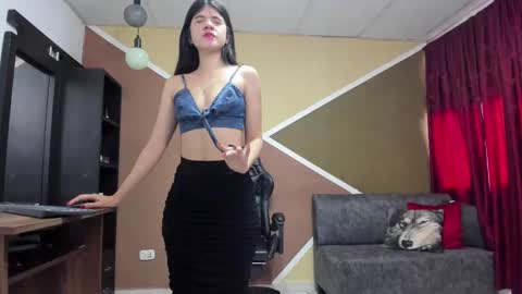 Snapshot of lisagray_1 chatting on November 13, 2025, 8:19 pm Lisa Gray Independent Model online show from November 13, 2025, 8:19 pm