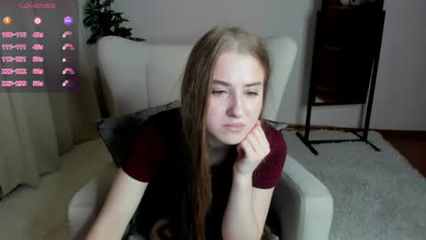 Snapshot of lisahille chatting on March 27, 2026, 7:58 am Lisa online show from March 27, 2026, 7:58 am