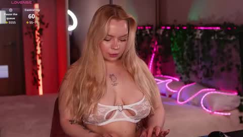 Lisa online show from May 4, 2026, 7:37 am