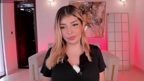 LISA MONROE online show from January 20, 2025, 8:18 pm