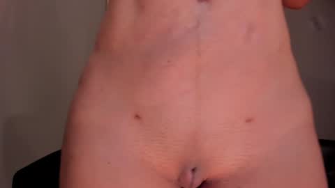 LISA MONROE online show from February 2, 2025, 12:13 pm