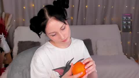 Lisa Moore online show from February 15, 2025, 9:37 pm