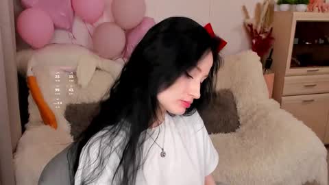 Snapshot of lisamooore chatting on February 21, 2026, 11:06 pm Lisa Moore online show from February 21, 2026, 11:06 pm